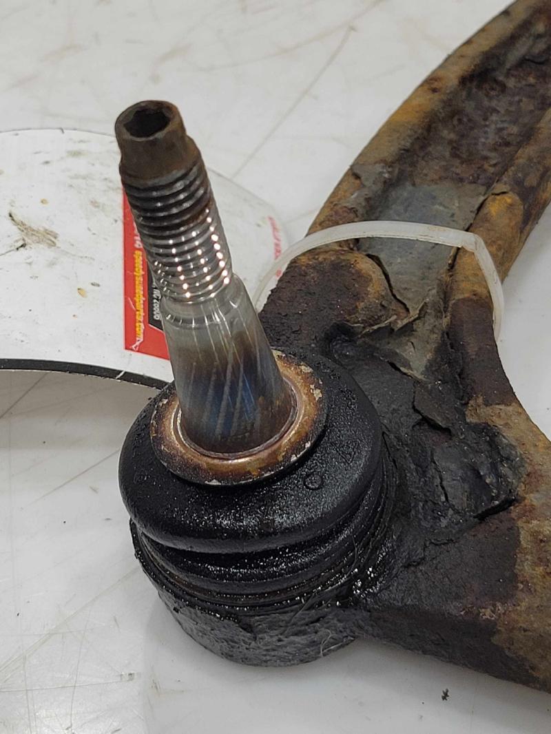 2008 GMC Yukon XL Upper Control Arm Front