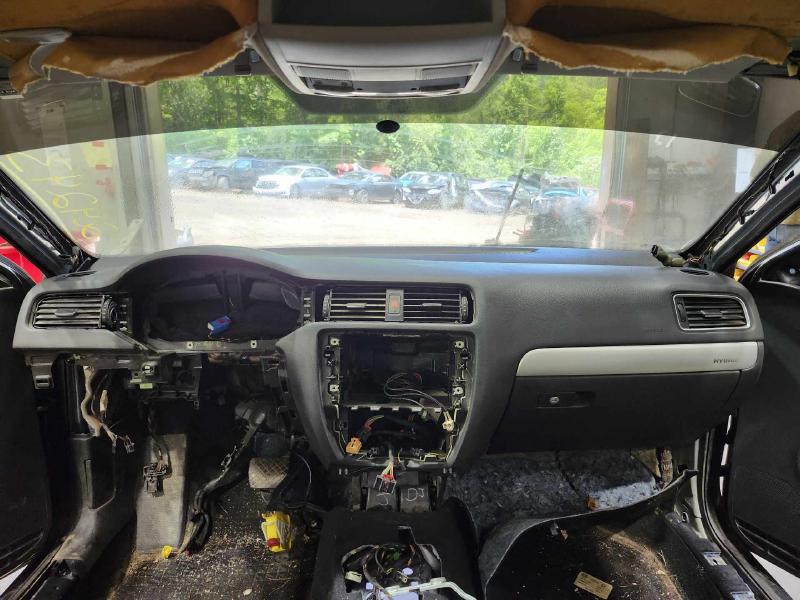 2013 Volkswagen Jetta Dash Panel
