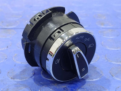 2015-2016 Porsche Panamera Headlight Control Switch Genuine OEM 97061353308DML