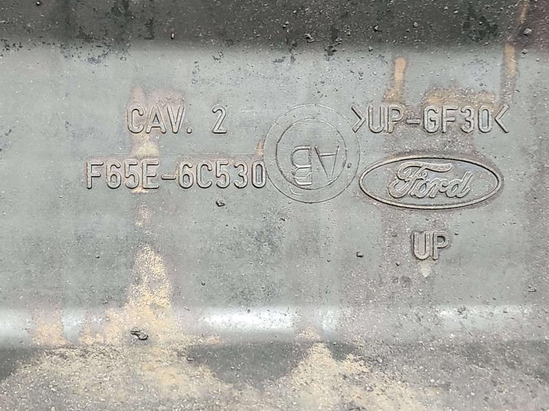 2001 Ford F-150 Valve Cover