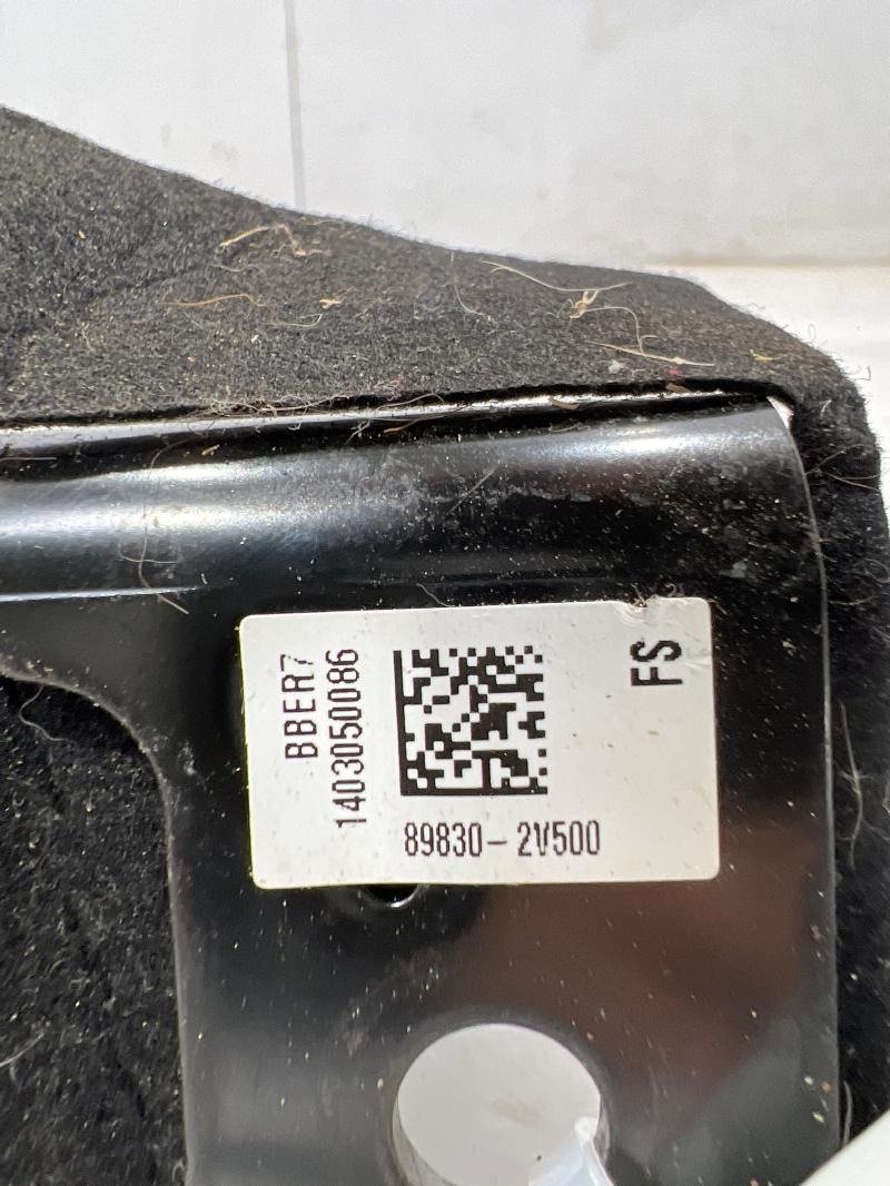 2014 Hyundai Veloster Rear Seat Belt