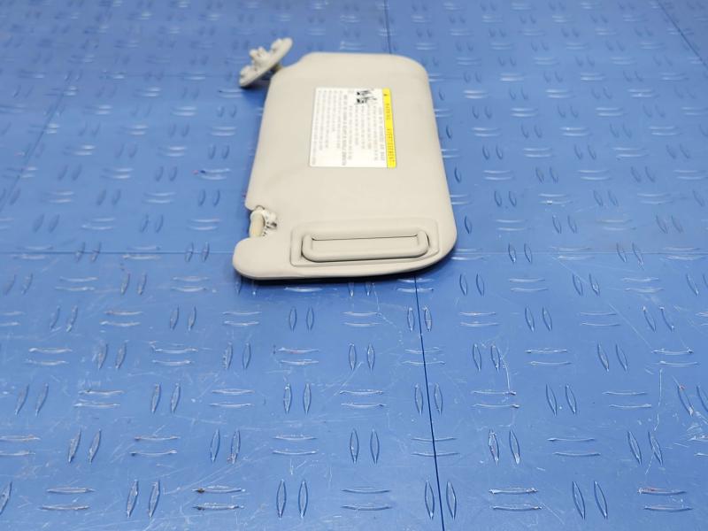 2013 Toyota Yaris Sun Visor