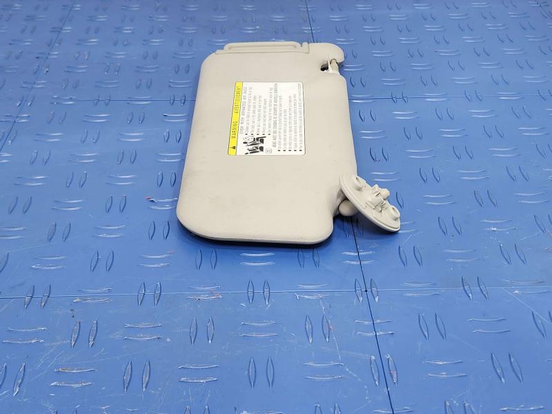 2013 Toyota Yaris Sun Visor
