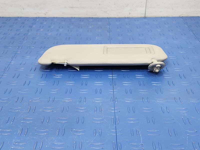 2013 Toyota Yaris Sun Visor