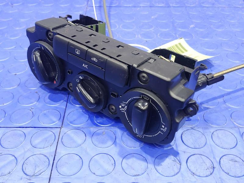 2016 Volkswagen Jetta Heater A/C Control