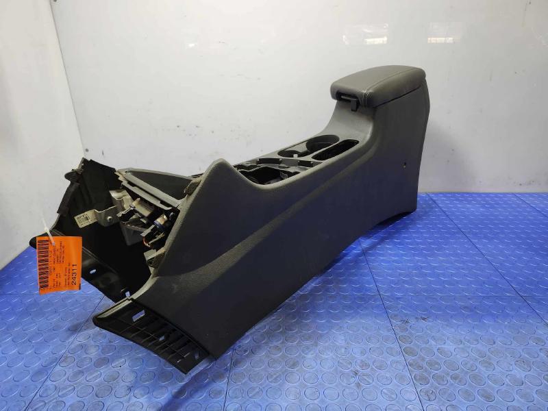2017-2022 Kia Niro Center Floor Console Assembly Black Leather OEM 84610G5000CN1