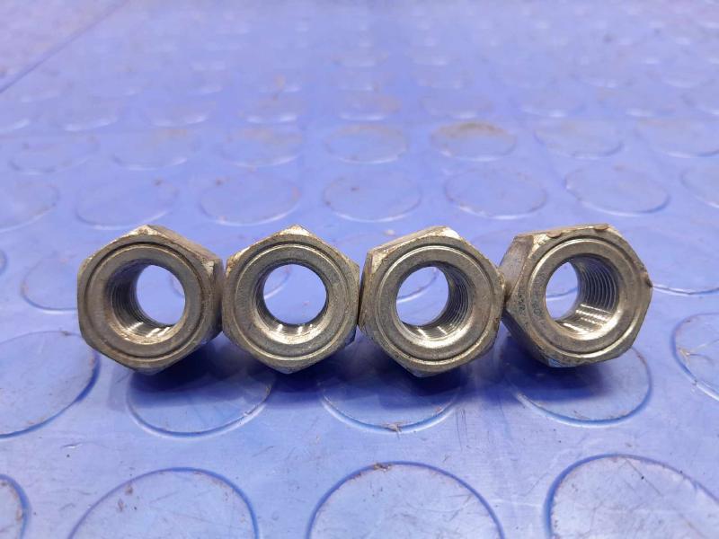 2022 Nissan Versa Lug Nuts