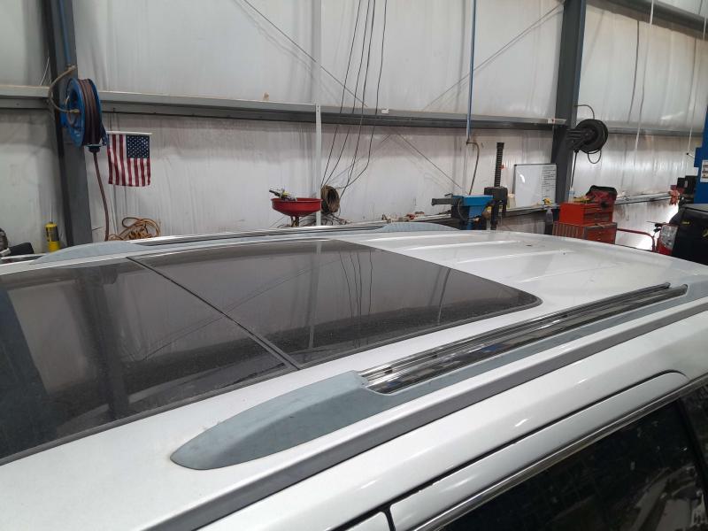 2012 Jeep Grand Cherokee Luggage Rack