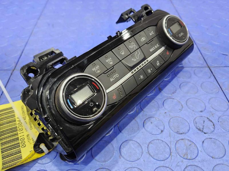 2020-2022 Ford Escape 8" Display Screen Radio Control Panel OEM LJ6T-18C612-GC