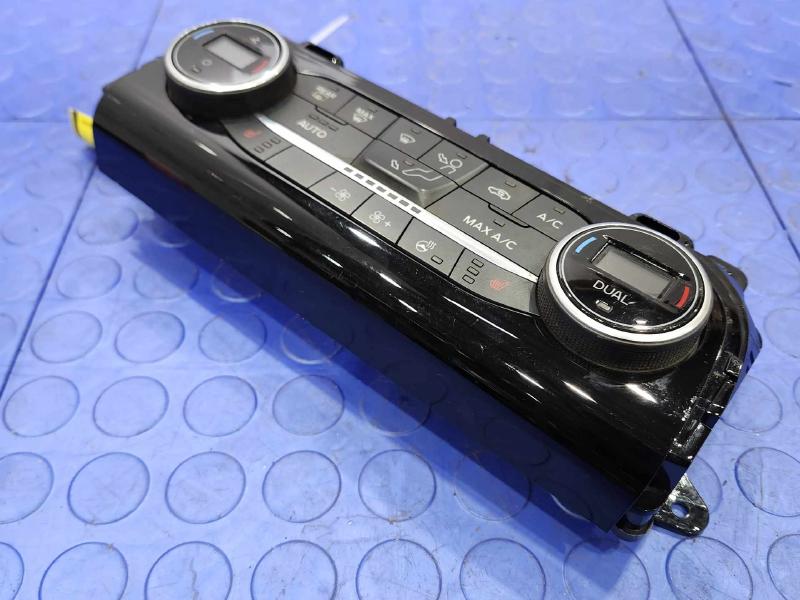 2020-2022 Ford Escape 8" Display Screen Radio Control Panel OEM LJ6T-18C612-GC