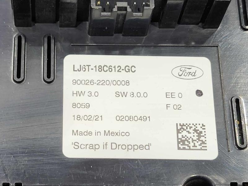 2020-2022 Ford Escape 8" Display Screen Radio Control Panel OEM LJ6T-18C612-GC
