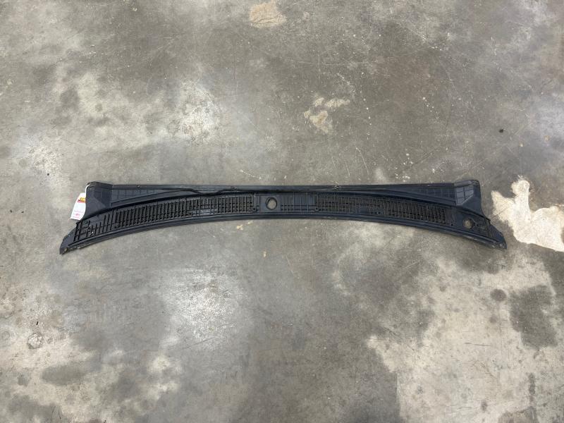 2000 - 2006 Toyota Tundra Cowl Louver Panel Cover OEM 557080C010