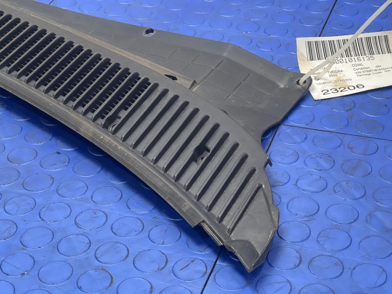 2000 - 2006 Toyota Tundra Cowl Louver Panel Cover OEM 557080C010