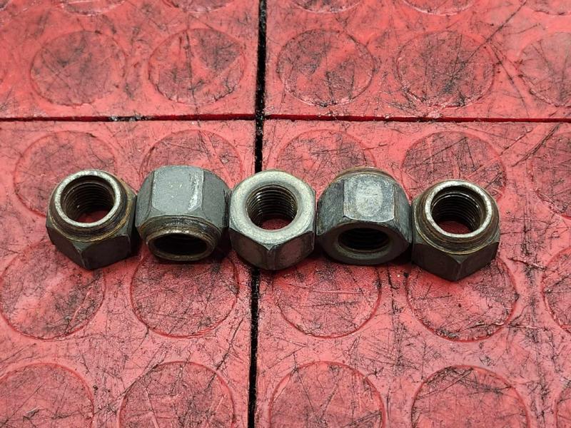 2021 Subaru Impreza Lug Nuts
