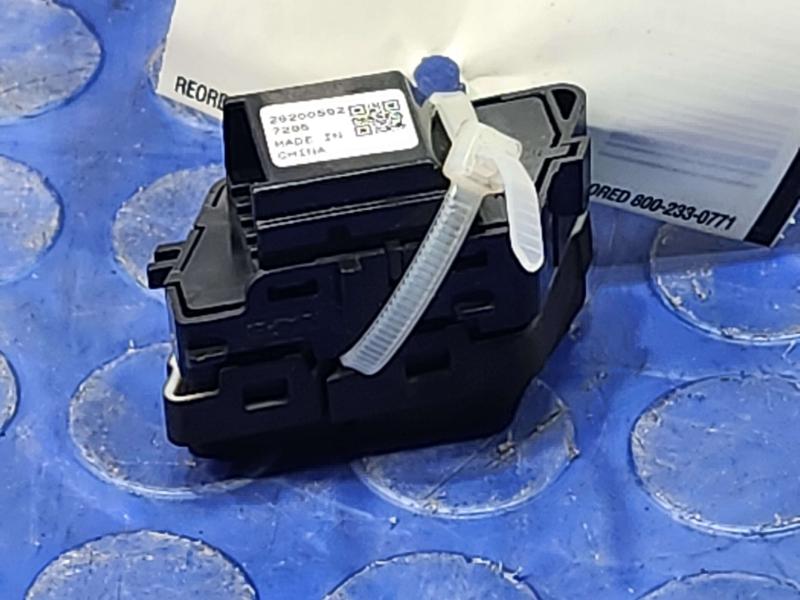 2018 Buick Regal Door Switch Front