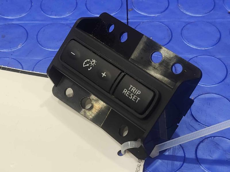 2014-2020 Nissan Rogue Trip Meter Switch Genuine OEM Part 252734BA0A
