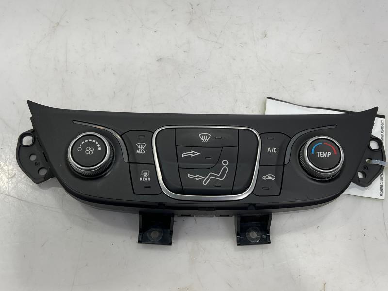 2018 Chevrolet Equinox Heater A/C Control