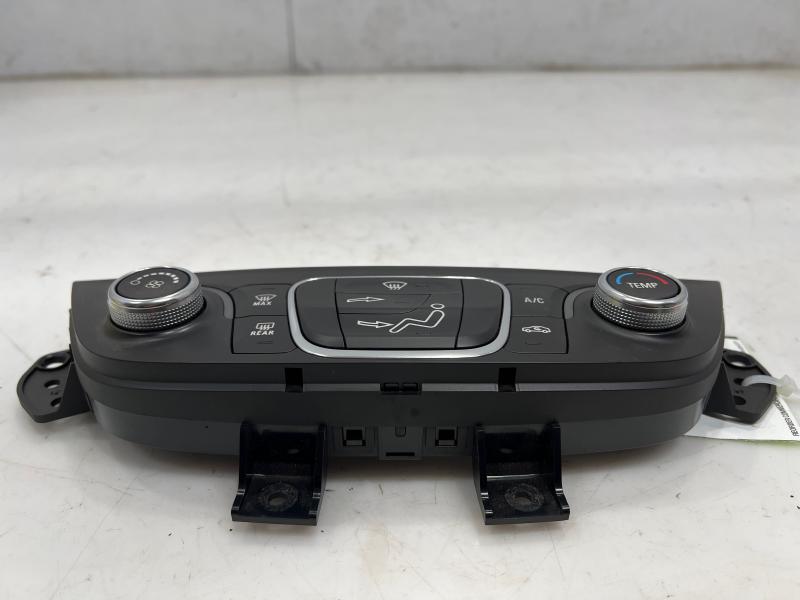 2018 Chevrolet Equinox Heater A/C Control