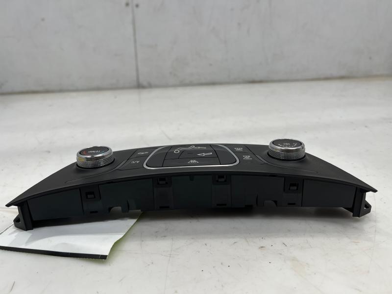 2018 Chevrolet Equinox Heater A/C Control