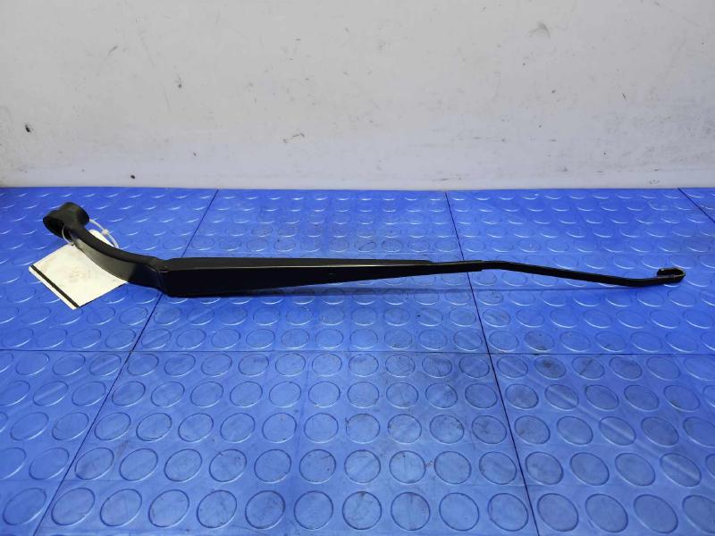 2010 Subaru Legacy Wiper Arm