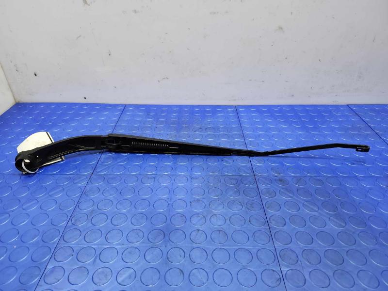 2010 Subaru Legacy Wiper Arm