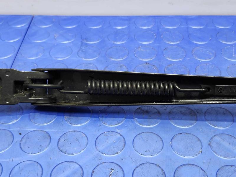 2010 Subaru Legacy Wiper Arm
