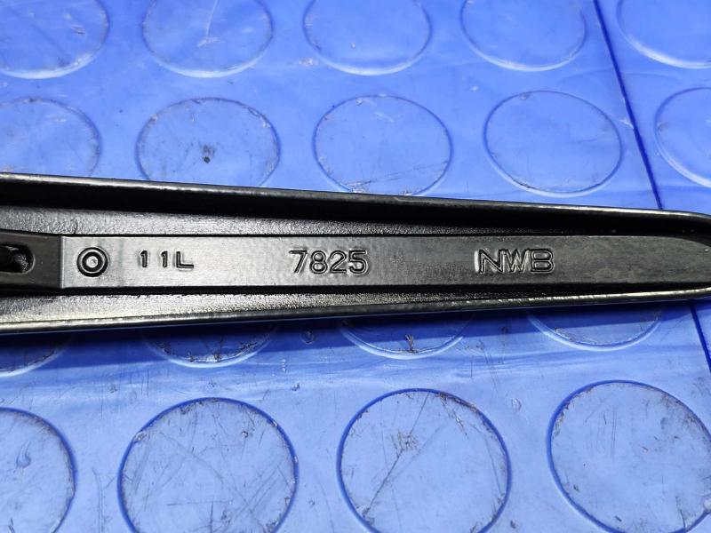 2010 Subaru Legacy Wiper Arm