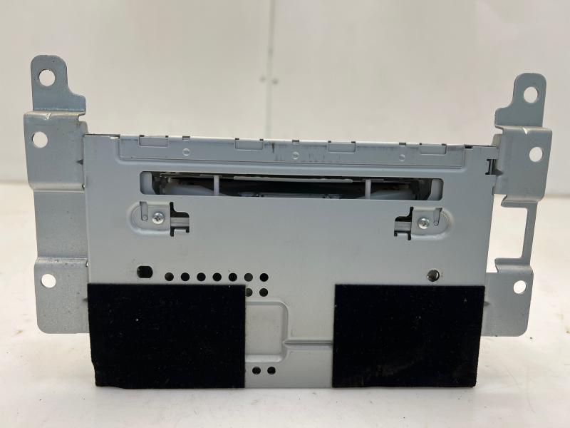 2009 Ford Escape Radio Receiver Assembly AM FM MP3 Single CD OEM 9L8T-19C157-BB