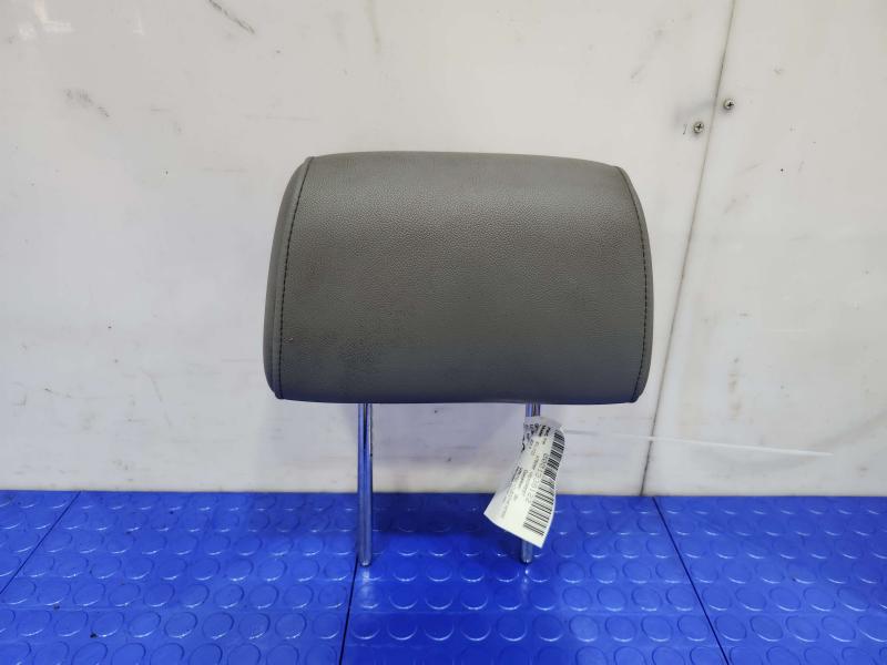 2017 Chevrolet Silverado 2500 Headrest