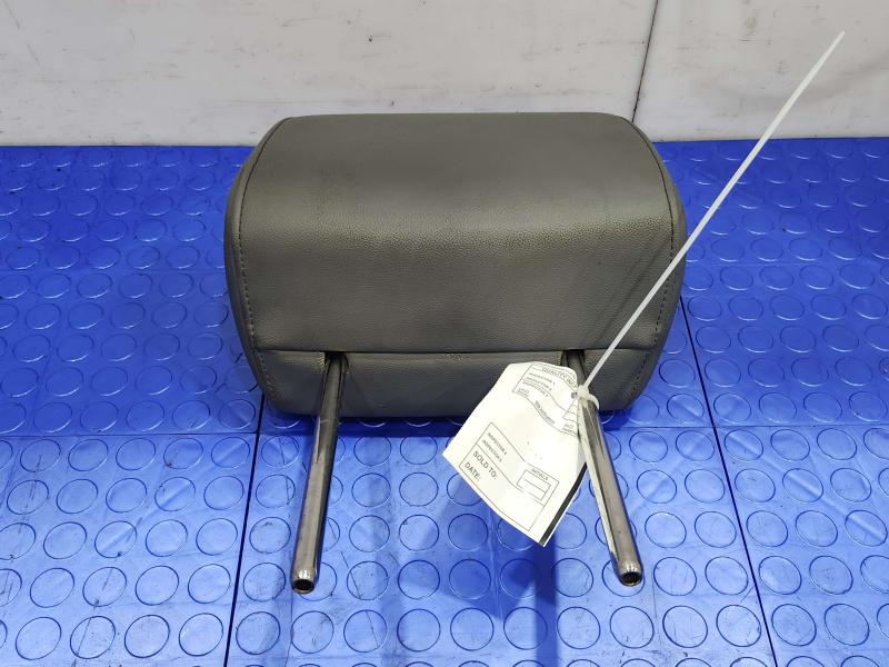 2017 Chevrolet Silverado 2500 Headrest