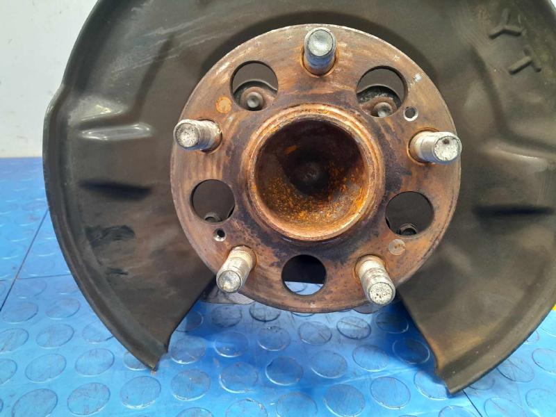 2014 Acura RLX Rear Knuckle/Stub Axle