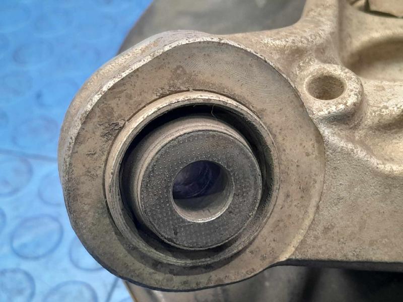 2014 Acura RLX Rear Knuckle/Stub Axle