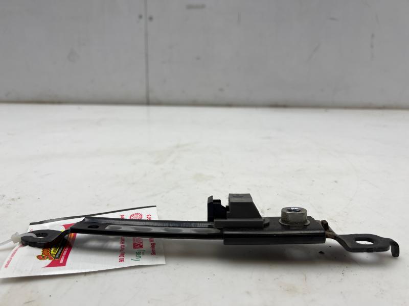 2005 - 2014 Subaru Outback Front Seat Belt Adjuster LH or RH OEM 64703AG00A