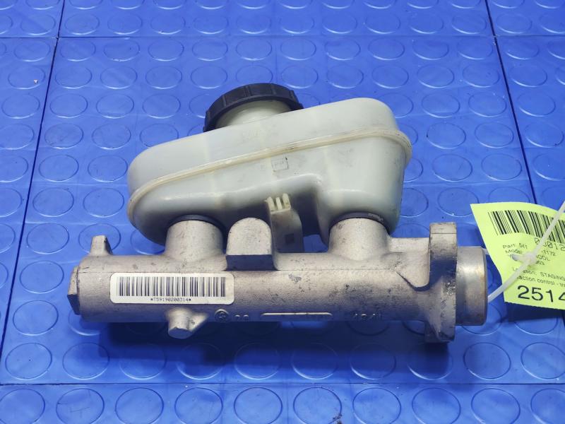 2001-2011 Lincoln Towncar Brake Master Cylinder Assembly Genuine OEM 6W1Z2140AA