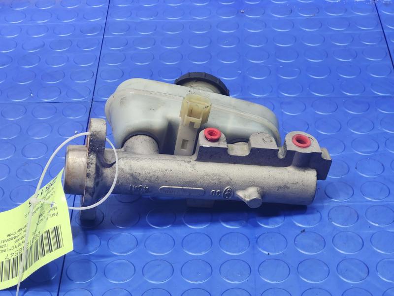 2001-2011 Lincoln Towncar Brake Master Cylinder Assembly Genuine OEM 6W1Z2140AA