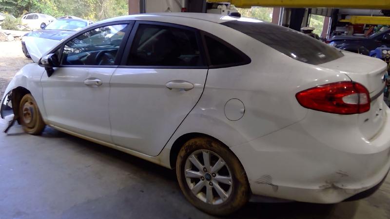 2013 Ford Fiesta Rear Door