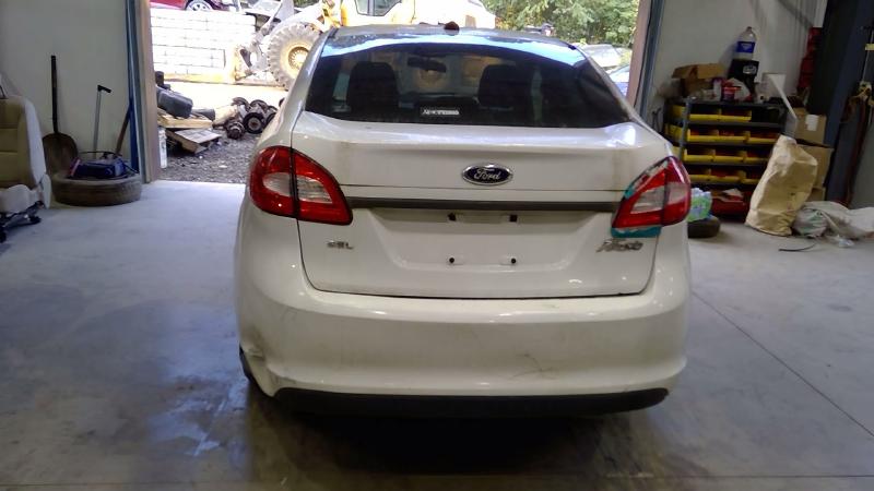 2013 Ford Fiesta Back Glass/Window