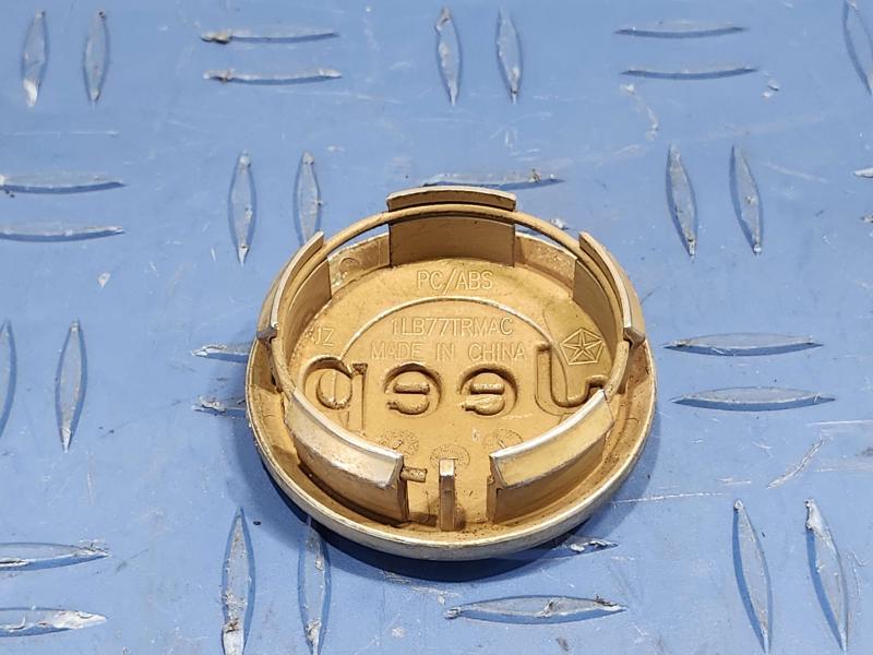2017 Jeep Compass Center Cap