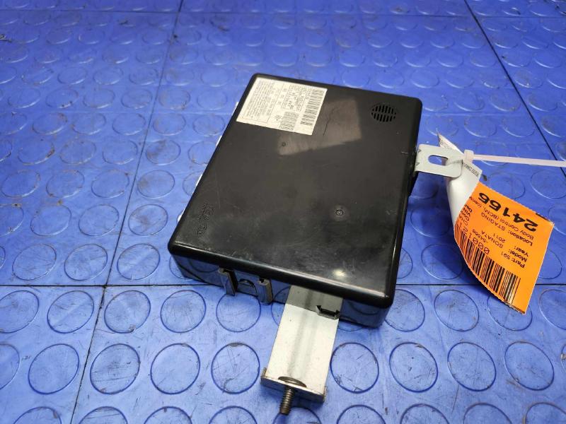 2011 Hyundai Sonata Body Control Module BCM Genuine OEM Part 954003Q001
