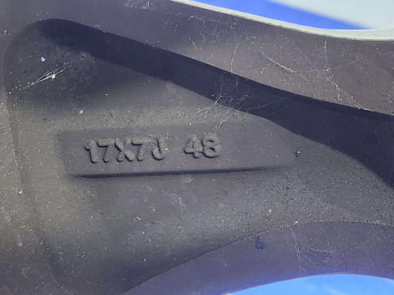 2012 Subaru Legacy Wheel