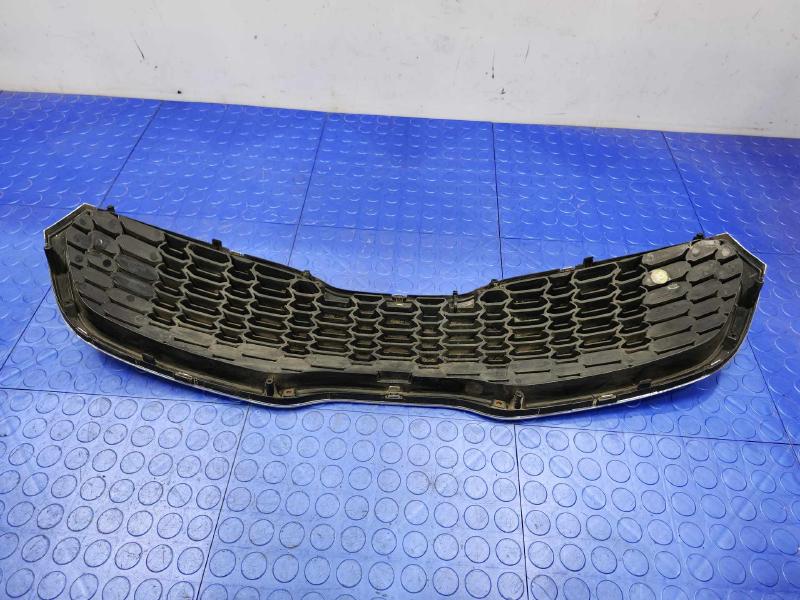 2014-2016 Kia Forte Sedan Upper Bumper Grille Genuine OEM Part 86350A7500