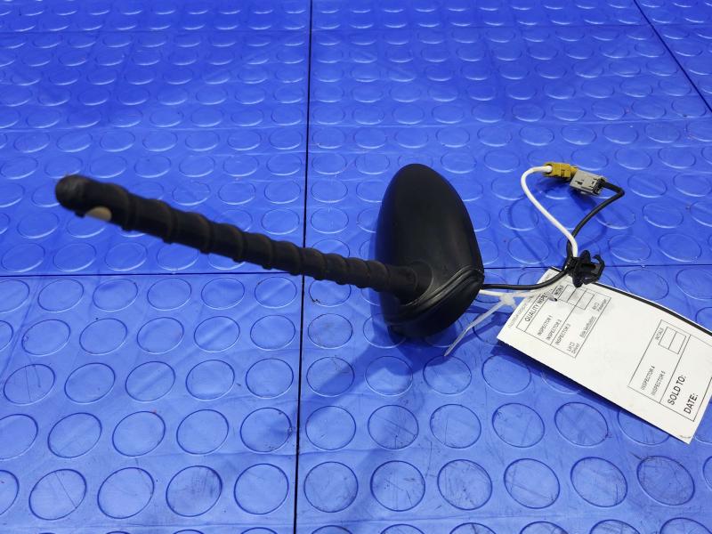 2011 Kia Sorento Antenna