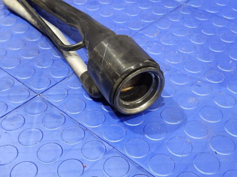 2008 Lexus LS 460 Fuel Filler Neck