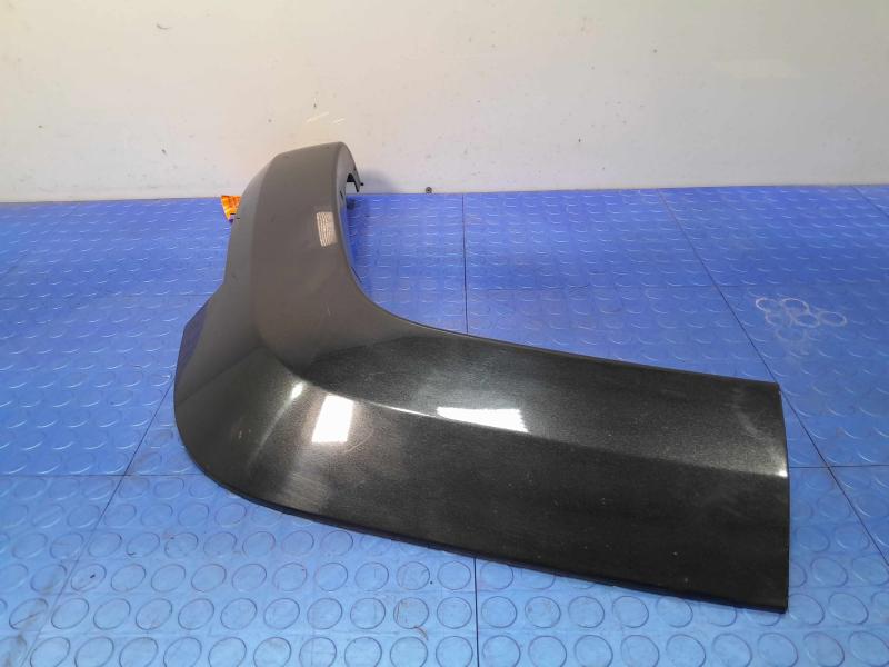 2012 Jeep Liberty Wheel Opening Moulding
