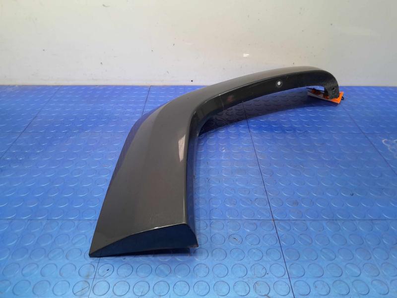 2012 Jeep Liberty Wheel Opening Moulding