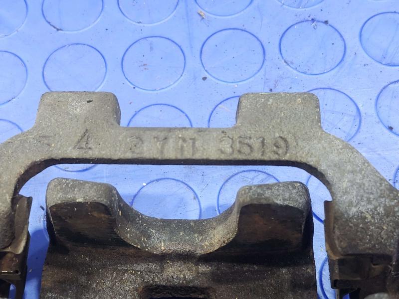 2013 Nissan Pathfinder Caliper