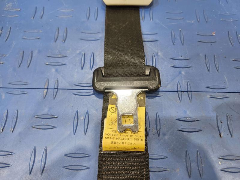 2013 Toyota Yaris Rear Seat Belt