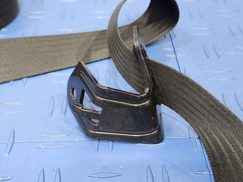 2013 Toyota Yaris Rear Seat Belt