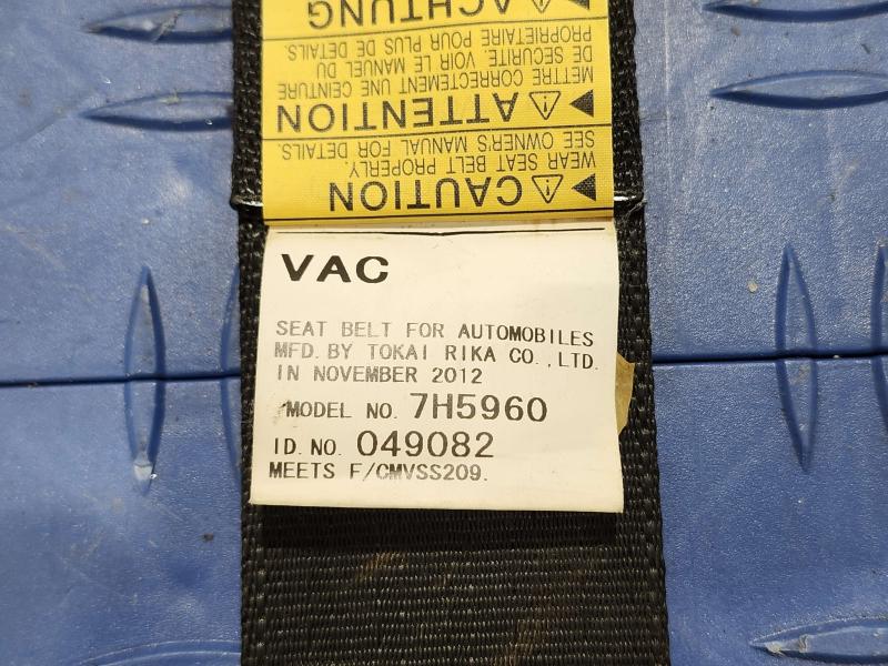2013 Toyota Yaris Rear Seat Belt