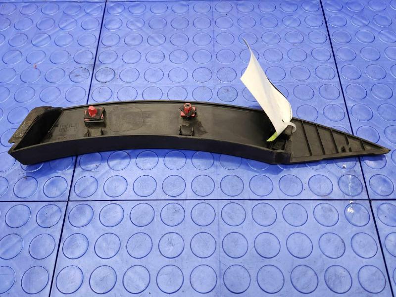 2014 Hyundai Santa Fe Wheel Opening Moulding